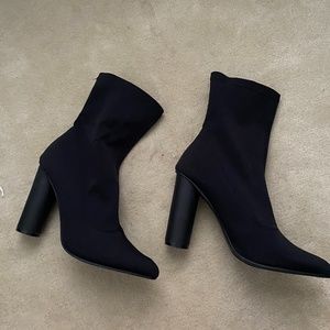 Shoe Dazzle Black Sock Ankle Boots Size 9